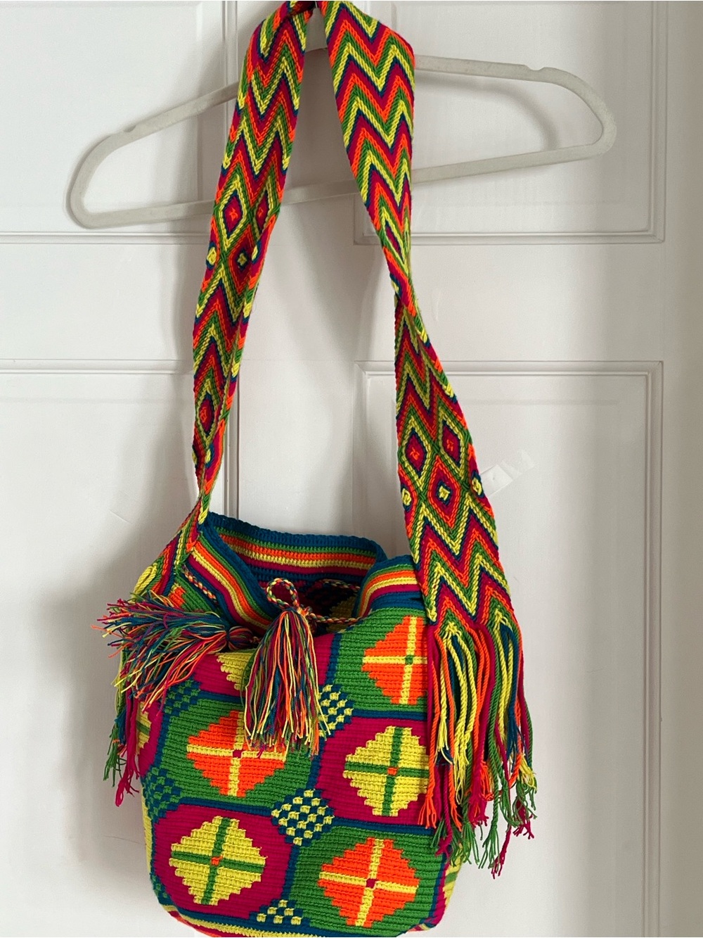 AUTHENTIC WAYUU TRIBE BAG Mochila from Columbia